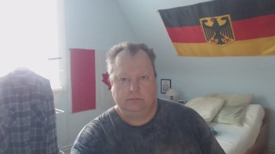 Andre124231 from Germany