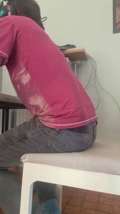 Assboy54 from Belgium