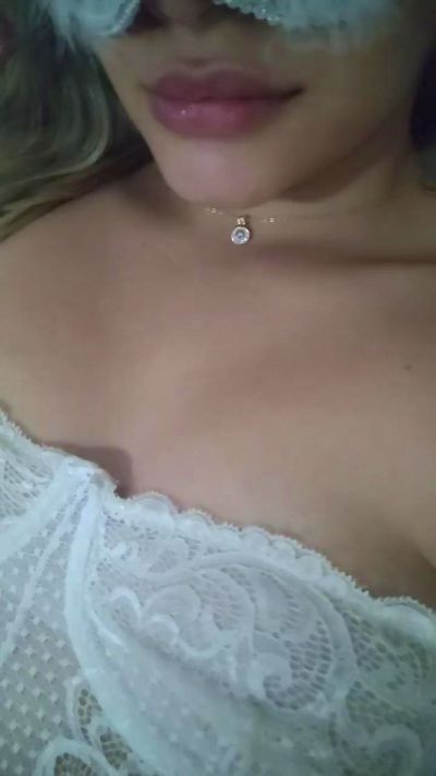 BellaLancaster from Brazil