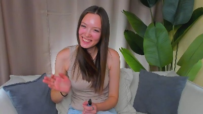 KyleeIsby from France