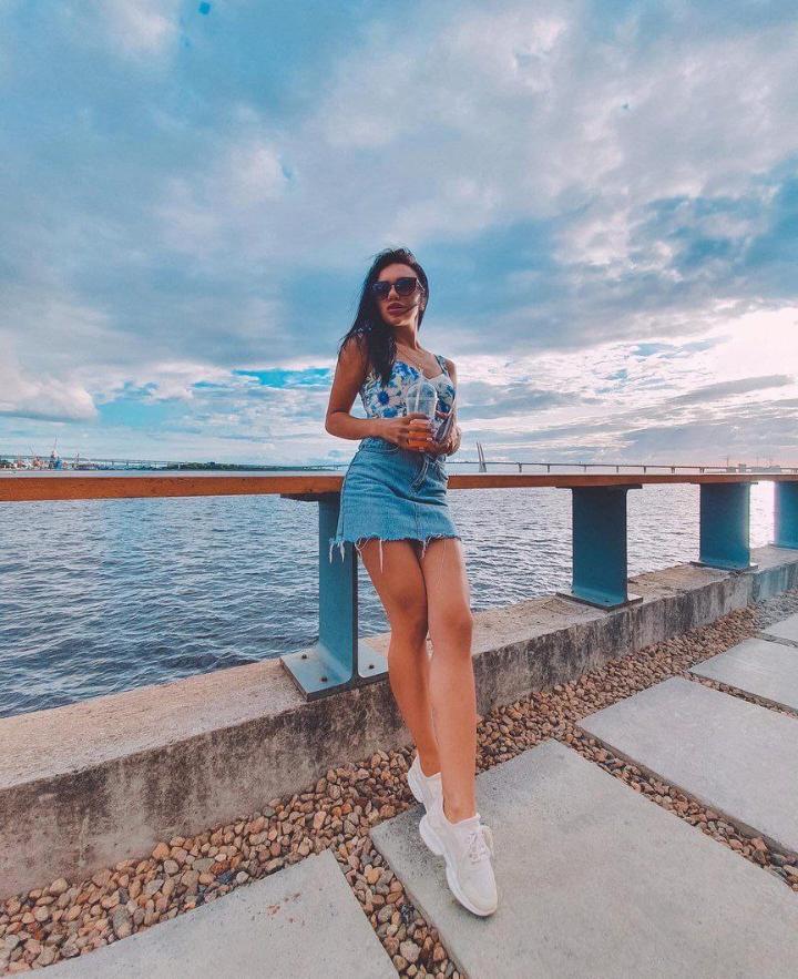 Maria_Rosalinda from United States