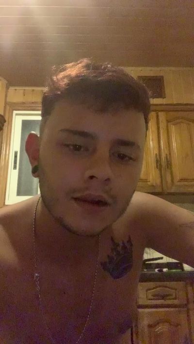 Vic69aaaa from Spain