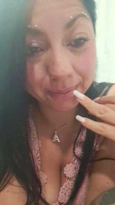bella_milf1 from Chile