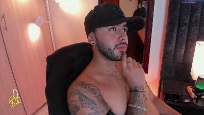 itsmeeros from Colombia