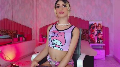 samantha_rolon_ from United States