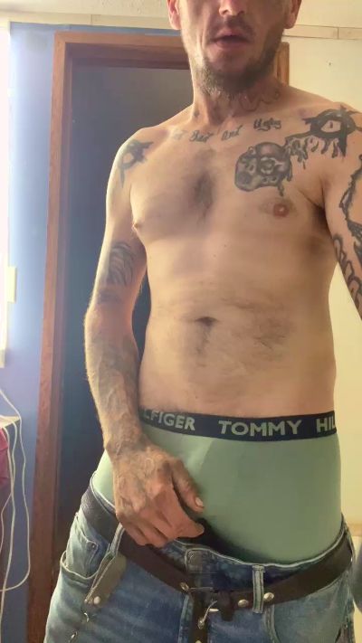 scotty2Hotty92 from United States