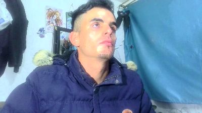 yourskinnyboy from Colombia